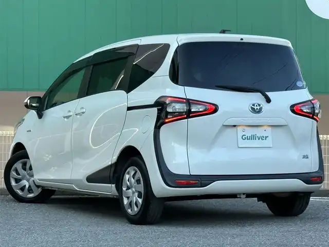 トヨタ シエンタ ハイブリッド G 千葉県 2016(平28)年 7万km ホワイトパールクリスタルシャイン 純正7インチナビNSZN-W64T/両側パワースライド/バックカメラ/衝突軽減ブレーキ/レーンキープアシスト/横揺れ防止装置/オートハイビーム/ビルトインETC/前後ドライブレコーダー/純正フロアマット/スペアキー1本