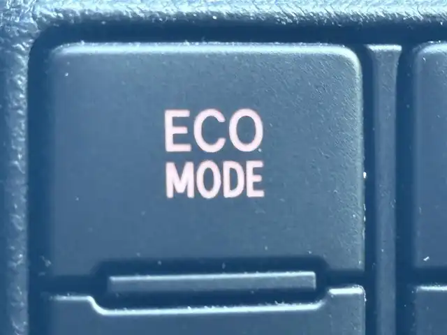 トヨタ シエンタ ハイブリッド G 千葉県 2016(平28)年 7万km ホワイトパールクリスタルシャイン 純正7インチナビNSZN-W64T/両側パワースライド/バックカメラ/衝突軽減ブレーキ/レーンキープアシスト/横揺れ防止装置/オートハイビーム/ビルトインETC/前後ドライブレコーダー/純正フロアマット/スペアキー1本