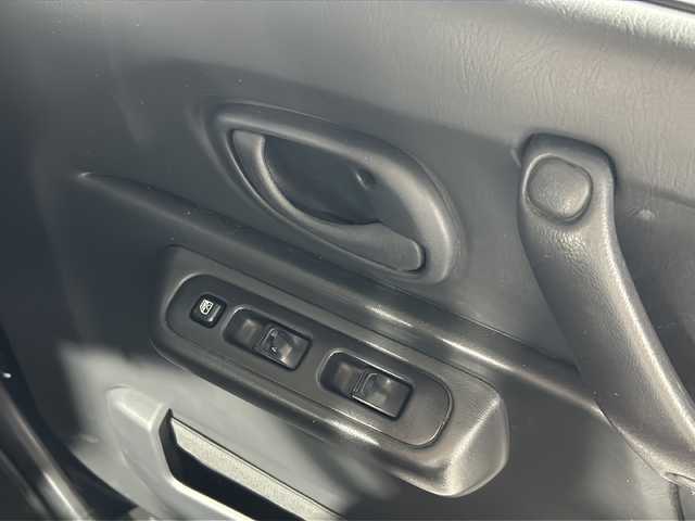 スズキ ジムニー XG 沖縄県 2012(平24)年 3.2万km ノクターンブルーパール 禁煙車/４ＷＤ/ワンオーナー/社外オーディオ/ＣＤ／ラジオ　/リモコンキー/ターボ/背面タイヤ/純正フロアマット/純正ドアバイザー/フェンダーミラー/横滑り防止装置/スペアキー/取扱説明書/保証書