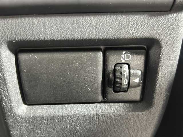 スズキ ジムニー XG 沖縄県 2012(平24)年 3.2万km ノクターンブルーパール 禁煙車/４ＷＤ/ワンオーナー/社外オーディオ/ＣＤ／ラジオ　/リモコンキー/ターボ/背面タイヤ/純正フロアマット/純正ドアバイザー/フェンダーミラー/横滑り防止装置/スペアキー/取扱説明書/保証書