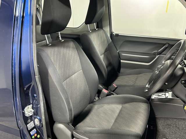 スズキ ジムニー XG 沖縄県 2012(平24)年 3.2万km ノクターンブルーパール 禁煙車/４ＷＤ/ワンオーナー/社外オーディオ/ＣＤ／ラジオ　/リモコンキー/ターボ/背面タイヤ/純正フロアマット/純正ドアバイザー/フェンダーミラー/横滑り防止装置/スペアキー/取扱説明書/保証書