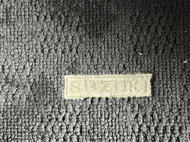 スズキ ジムニー XG 沖縄県 2012(平24)年 3.2万km ノクターンブルーパール 禁煙車/４ＷＤ/ワンオーナー/社外オーディオ/ＣＤ／ラジオ　/リモコンキー/ターボ/背面タイヤ/純正フロアマット/純正ドアバイザー/フェンダーミラー/横滑り防止装置/スペアキー/取扱説明書/保証書