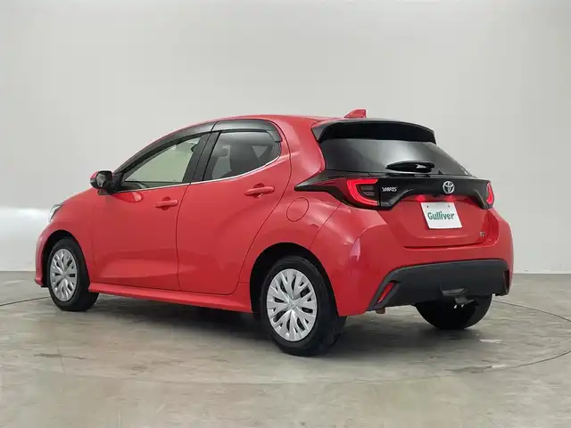 トヨタ ヤリス ハイブリッド Z 埼玉県 2020(令2)年 2.6万km 赤 純正８インチディスプレイオーディオ　バックカメラ　ドライブレコーダー　セーフティセンス　レーダークルーズコントロール　シートヒーター　スマートキー　オートハイビーム　ＬＥＤヘッドライト　地デジTV