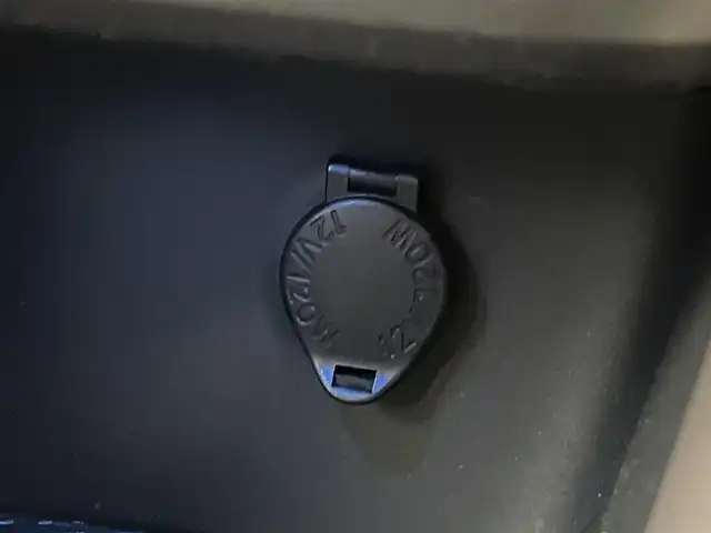 トヨタ ヤリス ハイブリッド Z 埼玉県 2020(令2)年 2.6万km 赤 純正８インチディスプレイオーディオ　バックカメラ　ドライブレコーダー　セーフティセンス　レーダークルーズコントロール　シートヒーター　スマートキー　オートハイビーム　ＬＥＤヘッドライト　地デジTV