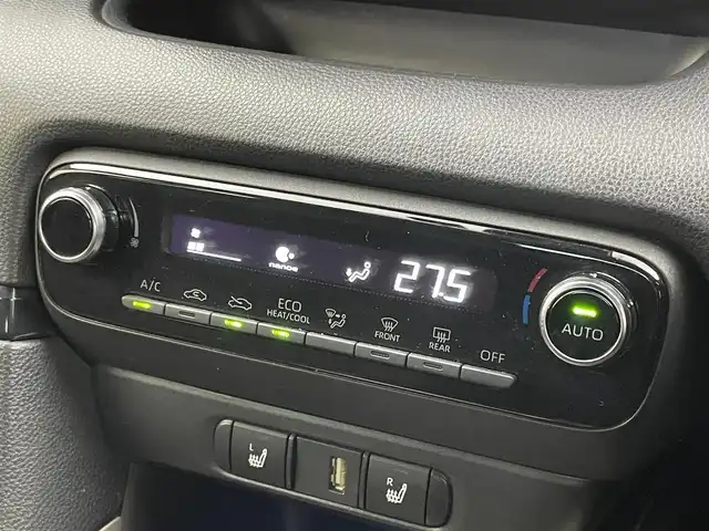 トヨタ ヤリス ハイブリッド Z 埼玉県 2020(令2)年 2.6万km 赤 純正８インチディスプレイオーディオ　バックカメラ　ドライブレコーダー　セーフティセンス　レーダークルーズコントロール　シートヒーター　スマートキー　オートハイビーム　ＬＥＤヘッドライト　地デジTV