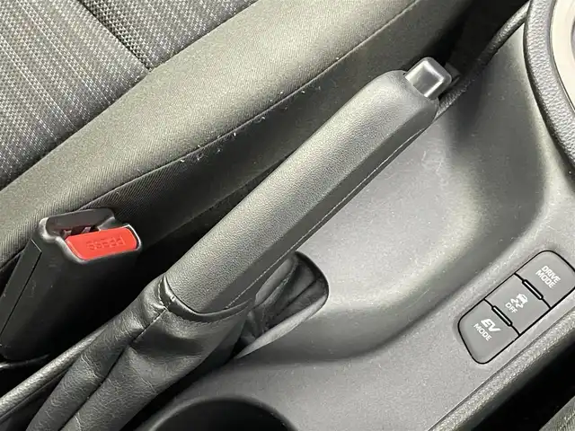 トヨタ ヤリス ハイブリッド Z 埼玉県 2020(令2)年 2.6万km 赤 純正８インチディスプレイオーディオ　バックカメラ　ドライブレコーダー　セーフティセンス　レーダークルーズコントロール　シートヒーター　スマートキー　オートハイビーム　ＬＥＤヘッドライト　地デジTV