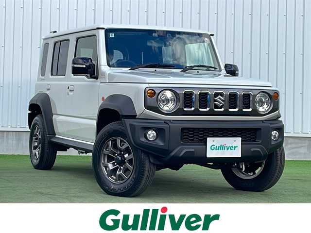 スズキ ジムニー ノマド FC 香川県 2025(令7)年 0.1千km アークティックホワイトパール スズキセーフティーサポート/・衝突被害軽減ブレーキ/・誤発進抑制機能/・車線逸脱警報/・アダプティブクルーズコントロール/・先行車発進お知らせ機能/前席シートヒーター/ヒーテッドドアミラー/コーナーセンサー/革巻きステアリング/ステアリングリモコン/純正15インチアルミホイール/LEDヘッドライト/フォグランプ/アイドリングストップ/パワーウィンドウ/オートエアコン/プッシュスタート/スマートキー/スペアキー/保証書/取扱説明書/記録簿