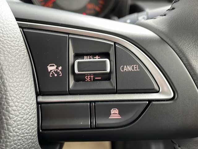 スズキ ジムニー ノマド FC 香川県 2025(令7)年 0.1千km アークティックホワイトパール スズキセーフティーサポート/・衝突被害軽減ブレーキ/・誤発進抑制機能/・車線逸脱警報/・アダプティブクルーズコントロール/・先行車発進お知らせ機能/前席シートヒーター/ヒーテッドドアミラー/コーナーセンサー/革巻きステアリング/ステアリングリモコン/純正15インチアルミホイール/LEDヘッドライト/フォグランプ/アイドリングストップ/パワーウィンドウ/オートエアコン/プッシュスタート/スマートキー/スペアキー/保証書/取扱説明書/記録簿