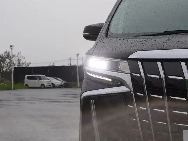 トヨタ アルファード S Cパッケージ 山形県 2019(令1)年 6.7万km ブラック 4WD/カロッツェリアSDナビ/　　【CD DVD BT フルセグ MSV USB AUX】/バックカメラ/両側パワースライドドア/電動リアゲート/レーダークルーズコントロール/LEDオートヘッドライト/レザーシート/パワーシート/シートエアコン/シートヒーター/オットマン/16インチアルミホイール/ルームミラー型ドライブレコーダー/アイドリングストップ/コーナーセンサー/ステアリングスイッチ/MTモード付AT/ステアリングヒーター/電動格納ウィンカーミラー/フォグランプ/WAAC/スマートキー×2/ETC