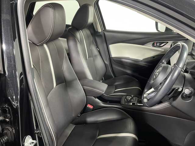マツダ ＣＸ－３ XD エクスクルーシブモッズ 広島県 2018(平30)年 4.4万km ジェットブラックマイカ 純正７型ナビ/３６０°ビューモニター/革シート/運転席パワーシート/ＢＯＳＥプレミアムサウンドシステム/シートヒーター/ヘッドアップディスプレイ/前後コーナーセンサー/オートマチックハイビーム/ドラレコ/ＥＴＣ/ＬＥＤヘッドライト/ブラインドスポットモニター/純正１８インチアルミホイール(215/50/R18)/エアバッグ(運転席/助手席/サイド/カーテン)