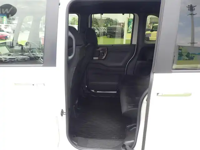 ホンダ Ｎ ＢＯＸ カスタム G L ホンダセンシング 千葉県 2018(平30)年 3.3万km プレミアムホワイトパールⅡ ホンダセンシング/・衝突軽減ブレーキ（CMBS）/・車線維持支援システム（LKAS）/・アダプティブクルーズコントロール（ACC）/・後方誤発進抑制機能/・誤発進抑制機能/両側パワースライドドア/純正SDナビ/ワンセグTV/【DVD/CD再生機能】/バックカメラ/ETC/LEDヘッドライト/フォグライト/ウインカーミラー/リアコーナーセンサー/純正14インチアルミホイル/サイド/カーテンエアバッグ/スマートキー