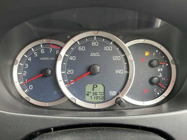 日産 キックス RX 道央・札幌 2009(平21)年 7.2万km ミディアムグレー 社外ナビ(BT、FM、AM、TV、SD、CD)/純正ドアバイザー/シートヒーター(運転席)/ETC/オートライト/純正エンジンスターター/バックカメラ/背面タイヤ