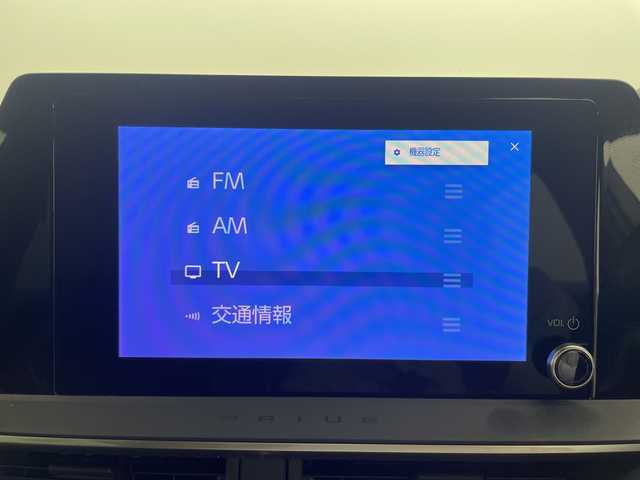 トヨタ プリウス U 三重県 2023(令5)年 1万km アティチュードブラックマイカ 禁煙車/純正ディスプレイオーディオ/・USB・フルセグ・AM/FM・AppleCarPlay/・AndoroidAuto/トヨタセーフティセンス/レーダークルーズコントロール/プリクラッシュセーフティシステム/レーンキープアシスト/BSM/クリアランスソナー/PDA/RCTA/後方車両接近告知/RCD/PKSB/オートマチックハイビーム/AUTOライト/ステアリングヒーター/温席シートヒーター/前後ドラレコ/電動パーキングブレーキ