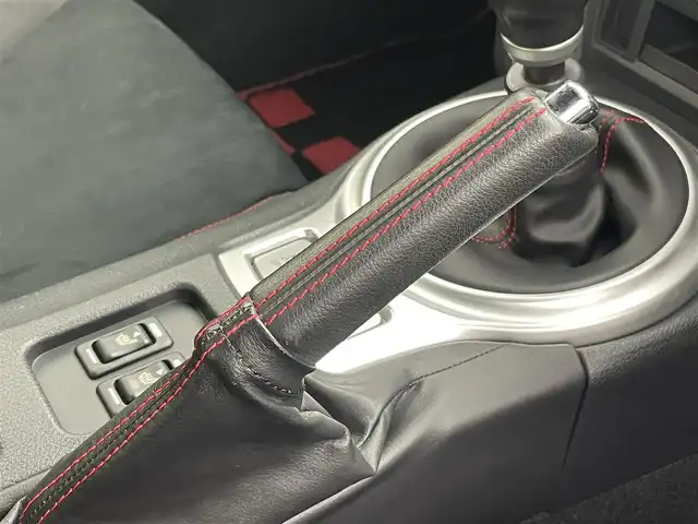 スバル ＢＲＺ GT 茨城県 2018(平30)年 1.2万km クリスタルブラックシリカ 社外ナビ/フルセグ/クルーズコントロール/シートヒーター/純正17インチAW/リアスポイラー/LEDヘッドライト/スマートキー