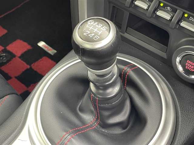 スバル ＢＲＺ GT 茨城県 2018(平30)年 1.2万km クリスタルブラックシリカ 社外ナビ/フルセグ/クルーズコントロール/シートヒーター/純正17インチAW/リアスポイラー/LEDヘッドライト/スマートキー