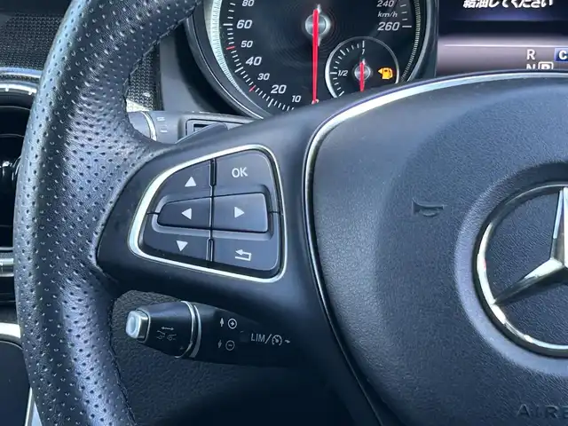 メルセデス・ベンツ ＣＬＡ１８０ Sブレイク AMG スタイル 福岡県 2017(平29)年 3.9万km カルサイトホワイト レーダーセーフティパッケージ/アダプティブクルーズコントロール/ブラインドスポットモニター/レーンキープアシスト/アクティブセーフティブレーキ/ハーフレザーシート/前席シートヒーター/純正ナビ/Applecarplay/androidauto/フルセグTV/Bluetooth/バックカメラ/LEDヘッドライト/オートライト/純正ドライブレコーダー/純正18インチアルミホイール/ETC/取扱説明書/保証書/スペアキー×1