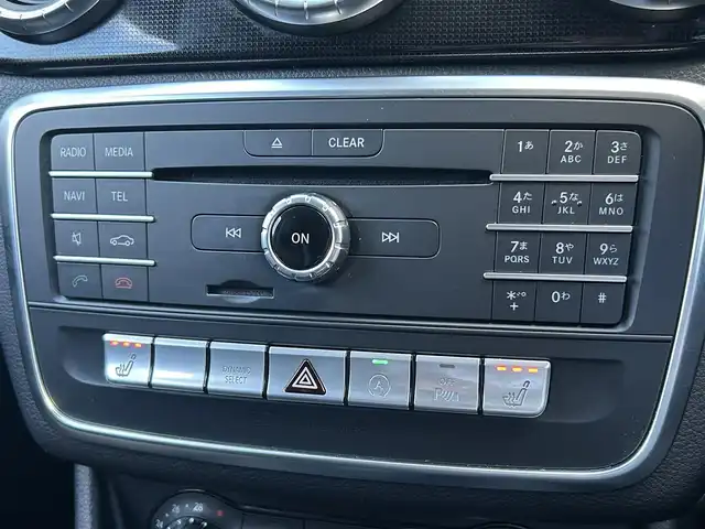 メルセデス・ベンツ ＣＬＡ１８０ Sブレイク AMG スタイル 福岡県 2017(平29)年 3.9万km カルサイトホワイト レーダーセーフティパッケージ/アダプティブクルーズコントロール/ブラインドスポットモニター/レーンキープアシスト/アクティブセーフティブレーキ/ハーフレザーシート/前席シートヒーター/純正ナビ/Applecarplay/androidauto/フルセグTV/Bluetooth/バックカメラ/LEDヘッドライト/オートライト/純正ドライブレコーダー/純正18インチアルミホイール/ETC/取扱説明書/保証書/スペアキー×1