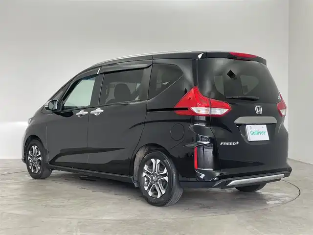 ホンダ フリード＋ クロスター ホンダセンシング 埼玉県 2021(令3)年 4.6万km クリスタルブラックパール 純正９インチナビ　バックカメラ　クルーズコントロール　ビルトインＥＴＣ　前後ドライブレコーダー　両側パワースライドドア　ＬＥＤヘッドライト　スマートキー　純正アルミホイール　純正フロアマット