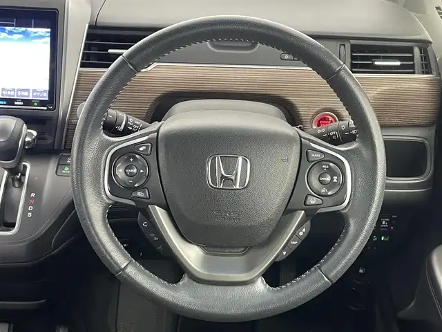 ホンダ フリード＋ クロスター ホンダセンシング 埼玉県 2021(令3)年 4.6万km クリスタルブラックパール 純正９インチナビ　バックカメラ　クルーズコントロール　ビルトインＥＴＣ　前後ドライブレコーダー　両側パワースライドドア　ＬＥＤヘッドライト　スマートキー　純正アルミホイール　純正フロアマット