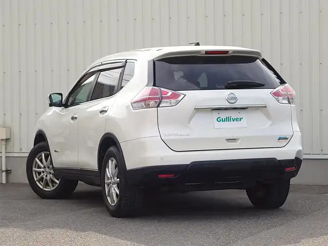 日産 エクストレイル ハイブリッド 20X エマージェンシーブレーキ 山形県 2016(平28)年 7.5万km ブリリアントホワイトパール 4WD/衝突被害軽減システム/純正SDナビ/　　【CD DVD BT フルセグ AUX】/アラウンドビューモニター/電動リアゲート/クルーズコントロール/LEDオートヘッドライト/革調シートカバー/シートヒーター/純正17インチアルミホイール/アイドリングストップ/コーナーセンサー/ステアリングスイッチ/電動格納ウィンカーミラー/フォグランプ/スマートキー/ETC