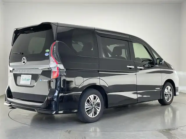 日産 セレナ e－パワー ハイウェイスター V 愛知県 2021(令3)年 3.5万km ダイヤモンドブラック 純９型ナビ　プロパイロット　純後席モニター　デジタルインナーミラー　全方位カメラ　ＢＳＭ　スタッドレスタイヤ積込　追従クルコン　ブルーレイ再生　ハンズフリーパワスラ　ＬＥＤオートライト　衝突軽減　禁煙車