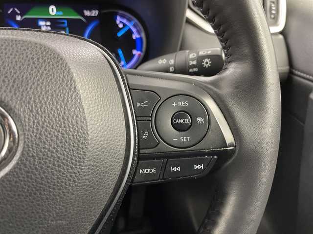 トヨタ ＲＡＶ４ ハイブリットG 道央・札幌 2019(令1)年 10.4万km ホワイトパールクリスタルシャイン ・４WD/ハイブリット/寒冷地仕様/・トヨタセーフティセンス/・プリクラッシュセーフティ/・レーダークルーズコントロール/・ブラインドスポットモニター/・純正9インチディーラーOPナビ/・DVD.CD.SD.Bluetooth/・フルセグTV/バックカメラ /・パワーバックドア /・レザーシート/D席パワーシート/・運転席.助手席シートヒーター/・ステアリングヒーター/・純正エンジンスターター/・LEDライト/オートハイビーム/・前後ドライブレコーダー/・ビルトインETC/・スマートキーX2