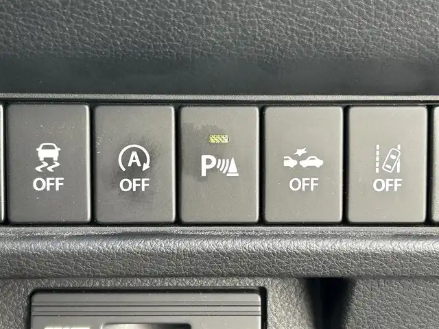 スズキ クロスビー HYBRID MZ 新潟県 2018(平30)年 1.2万km ピュアホワイトP ワンオーナー/衝突軽減/純正ナビ/（フルセグ、Bluetooth、CD/DVD、AM/FM）/全方位カメラ/パドルシフト付き/革巻きステアリング/クルーズコントロール追従有/ETC2.0/シートヒーター/パーキングアシスト/レーンキープアシスト/コーナーセンサー（後方のみ）/アイドリングストップ/オートライト/オートハイビーム/USB入力端子/LEDヘッドライト/横滑り防止/スマートキー/プッシュスタート/純正フロアマット