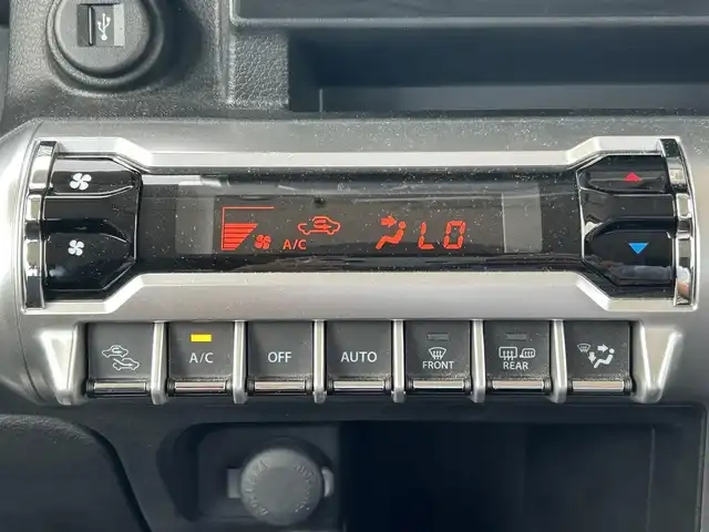 スズキ クロスビー HYBRID MZ 新潟県 2018(平30)年 1.2万km ピュアホワイトP ワンオーナー/衝突軽減/純正ナビ/（フルセグ、Bluetooth、CD/DVD、AM/FM）/全方位カメラ/パドルシフト付き/革巻きステアリング/クルーズコントロール追従有/ETC2.0/シートヒーター/パーキングアシスト/レーンキープアシスト/コーナーセンサー（後方のみ）/アイドリングストップ/オートライト/オートハイビーム/USB入力端子/LEDヘッドライト/横滑り防止/スマートキー/プッシュスタート/純正フロアマット