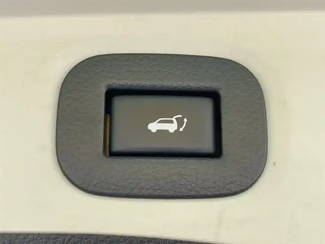 日産 エクストレイル 20X エマージェンシーブレーキ 兵庫県 2014(平26)年 11.8万km ダイヤモンドブラック 7人乗り/純正9インチSDナビ/・フルセグTV/・Bluetooth接続/・DVD/CD/・USB/・AUX/クルーズコントロール/全方位カメラ/衝突軽減ブレーキ/LEDヘッドライト/パワーバックドア/ダウンヒルコントロール/オートライト/コーナーセンサー/前席シートヒーター/純正フロアマット/純正17インチアルミホイール/スペアキー×2