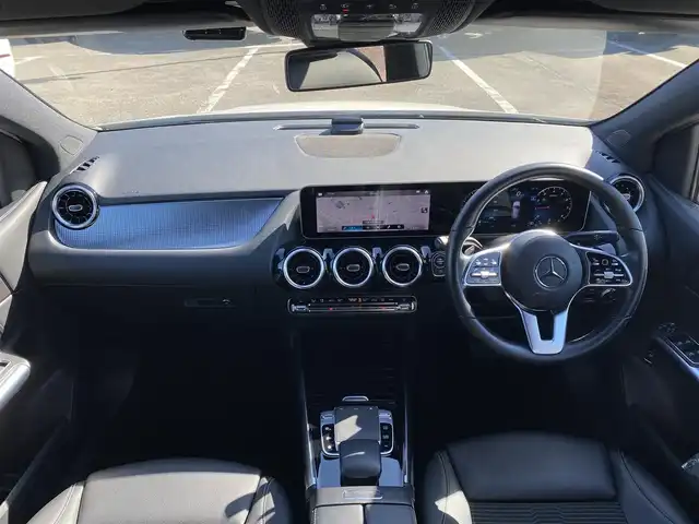 メルセデス・ベンツ Ｍ・ベンツ Ｂ１８０ 福岡県 2019(令1)年 3.8万km ポーラホワイト ・アダプティブクルーズコントロール/・純正ナビ/BT/USB/・バックカメラ/・ハーフレザーシート/シートヒーター/・ドライブレコーダー/・フルセグ/・ETC/・純正17AW/・保証書/・取扱説明書/・スペアキー
