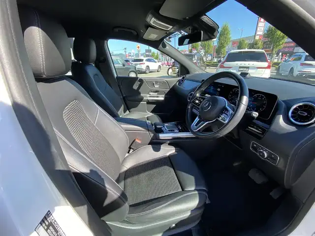 メルセデス・ベンツ Ｍ・ベンツ Ｂ１８０ 福岡県 2019(令1)年 3.8万km ポーラホワイト ・アダプティブクルーズコントロール/・純正ナビ/BT/USB/・バックカメラ/・ハーフレザーシート/シートヒーター/・ドライブレコーダー/・フルセグ/・ETC/・純正17AW/・保証書/・取扱説明書/・スペアキー