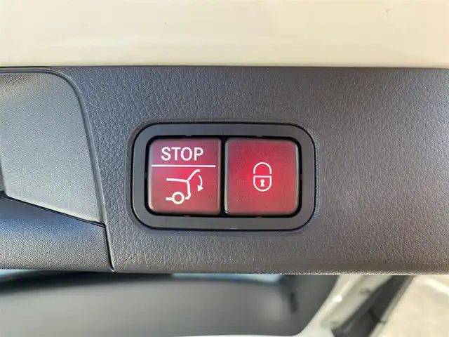 メルセデス・ベンツ Ｍ・ベンツ Ｂ１８０ 福岡県 2019(令1)年 3.8万km ポーラホワイト ・アダプティブクルーズコントロール/・純正ナビ/BT/USB/・バックカメラ/・ハーフレザーシート/シートヒーター/・ドライブレコーダー/・フルセグ/・ETC/・純正17AW/・保証書/・取扱説明書/・スペアキー