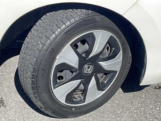 ホンダ フィット ハイブリット Fパッケージ コンフォートED 長野県 2017(平29)年 4.3万km プレミアムホワイトパールⅡ 純正メモリナビ TV/バックカメラ/シートヒーター /プッシュスタート /スマートキー/LEDヘッドライト/あんしんパッケージ/コンフォートビューパッケージ/電動格納ミラー