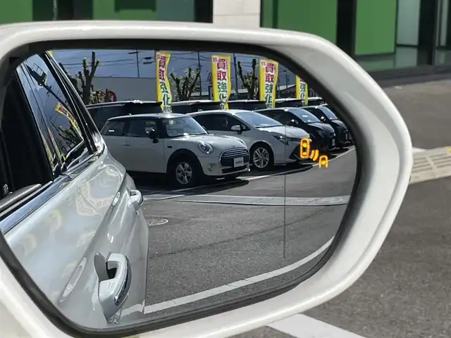 トヨタ クラウン ハイブリッド RS リミテッド 愛媛県 2020(令2)年 5.4万km ホワイトパールクリスタルシャイン 純正ナビ(BT/フルセグTV)/全周囲カメラ/黒半革温電動シート/トヨタセーフティセンス/レーダークルーズコントロール/ブラインドスポットモニター/クリアランスソナー/衝突被害軽減装置/車線逸脱防止装置/オートマチックハイビーム/ヘッドアップディスプレイ/ステアリングヒーター/前後ドライブレコーダー/ETC2.0/LEDヘッドライト/現状サマー(純正AW)(225/45/R18)/禁煙車