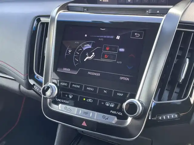 トヨタ クラウン ハイブリッド RS リミテッド 愛媛県 2020(令2)年 5.4万km ホワイトパールクリスタルシャイン 純正ナビ(BT/フルセグTV)/全周囲カメラ/黒半革温電動シート/トヨタセーフティセンス/レーダークルーズコントロール/ブラインドスポットモニター/クリアランスソナー/衝突被害軽減装置/車線逸脱防止装置/オートマチックハイビーム/ヘッドアップディスプレイ/ステアリングヒーター/前後ドライブレコーダー/ETC2.0/LEDヘッドライト/現状サマー(純正AW)(225/45/R18)/禁煙車