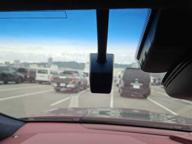 レクサス ＬＳ 500h エグゼクティブ 福岡県 2018(平30)年 3.1万km マンガンラスター 純正12.3型ナビ/フルセグTV/マークレビンソン3Dサウンドシステム/純正11.6型後席用ディスプレイ/全周囲カメラ/ドライブレコーダー/レーダークルーズコントロール/クリアランスソナー/セーフティシステムA/・プリクラッシュセーフティシステム/・フロントクロストラフィックアラート/・レーントレーシングアシスト/・レーンチェンジアシスト/・ドライバー異常時停車支援システム/・アダプティブハイビームシステム/・ロードサインアシスト/・先行車発進告知機能/3眼LEDヘッドランプ/本木製/革巻きコンビステアリング/ステアリングヒーター/パドルシフト/セミアニリン革シート/全席シートヒーター/ベンチレーション/全席パワーシート/前席ポジションメモリー/後席電動オットマン/ハンズフリーパワートランクリッド/純正オプ20インチアルミホイール/スマートエントリー/スタートシステム/禁煙車