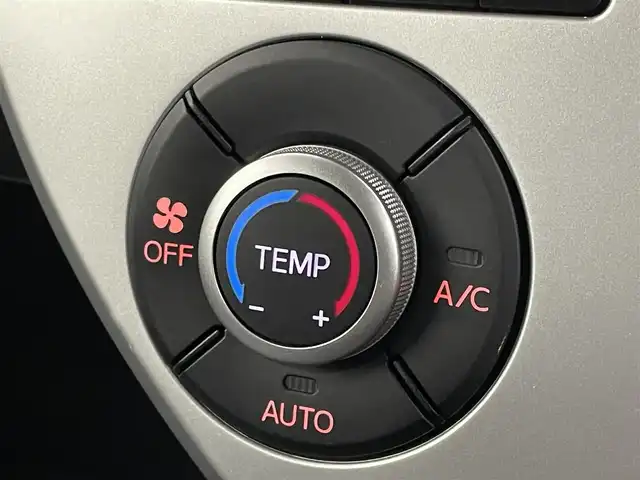 ダイハツ ウェイク G SA 埼玉県 2015(平27)年 6万km ブラックマイカメタリック 社外メモリナビ（AVN-Z04iW）/　CD/DVD/BT/USB/SD/SDREC/両側パワースライドドア/バックカメラ/衝突被害軽減システム/横滑り防止装置/社外ビルトインETC/エンジンスタートボタン/スマートキー/スペアキー/純正LEDヘッドライト＆フォグランプ/オートライト/純正アルミホイール