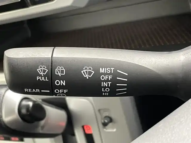 ダイハツ ウェイク G SA 埼玉県 2015(平27)年 6万km ブラックマイカメタリック 社外メモリナビ（AVN-Z04iW）/　CD/DVD/BT/USB/SD/SDREC/両側パワースライドドア/バックカメラ/衝突被害軽減システム/横滑り防止装置/社外ビルトインETC/エンジンスタートボタン/スマートキー/スペアキー/純正LEDヘッドライト＆フォグランプ/オートライト/純正アルミホイール