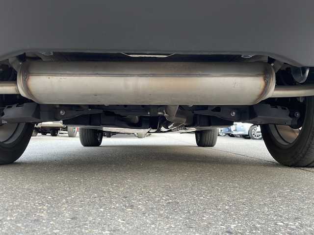 トヨタ ハリアー Z 道東・釧路十勝 2020(令2)年 6.7万km プレシャスブラックパール 4WD/純正JBLナビ(FM/AM/BT/フルセグTV)/JBLスピーカー/レザーシート/ETC/クルーズコントロール追従有/オートライト/オートハイビーム/パワーリアゲート/コーナーセンサー前後/レーンアシスト/電動パーキングブレーキ/横滑り防止/パワーシートD席