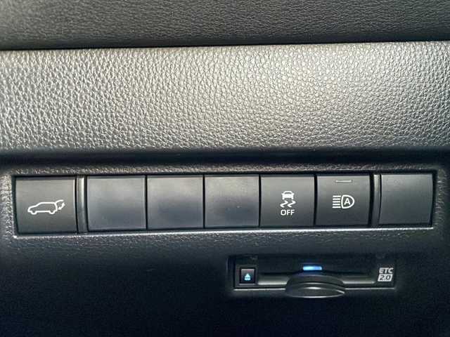 トヨタ ハリアー Z 道東・釧路十勝 2020(令2)年 6.7万km プレシャスブラックパール 4WD/純正JBLナビ(FM/AM/BT/フルセグTV)/JBLスピーカー/レザーシート/ETC/クルーズコントロール追従有/オートライト/オートハイビーム/パワーリアゲート/コーナーセンサー前後/レーンアシスト/電動パーキングブレーキ/横滑り防止/パワーシートD席