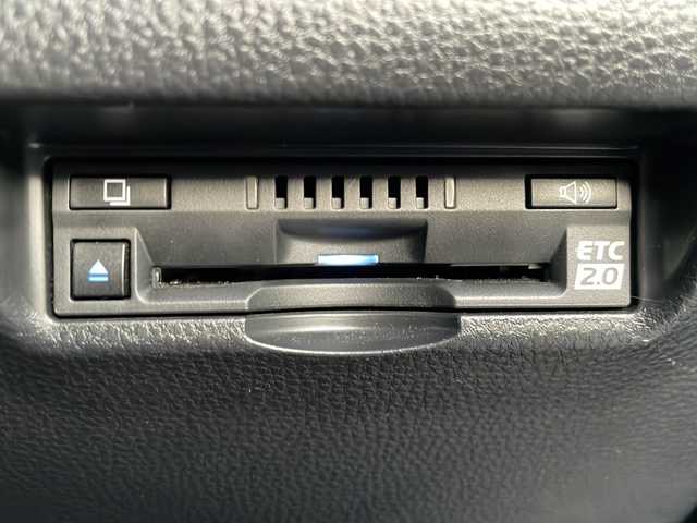 トヨタ ハリアー Z 道東・釧路十勝 2020(令2)年 6.7万km プレシャスブラックパール 4WD/純正JBLナビ(FM/AM/BT/フルセグTV)/JBLスピーカー/レザーシート/ETC/クルーズコントロール追従有/オートライト/オートハイビーム/パワーリアゲート/コーナーセンサー前後/レーンアシスト/電動パーキングブレーキ/横滑り防止/パワーシートD席