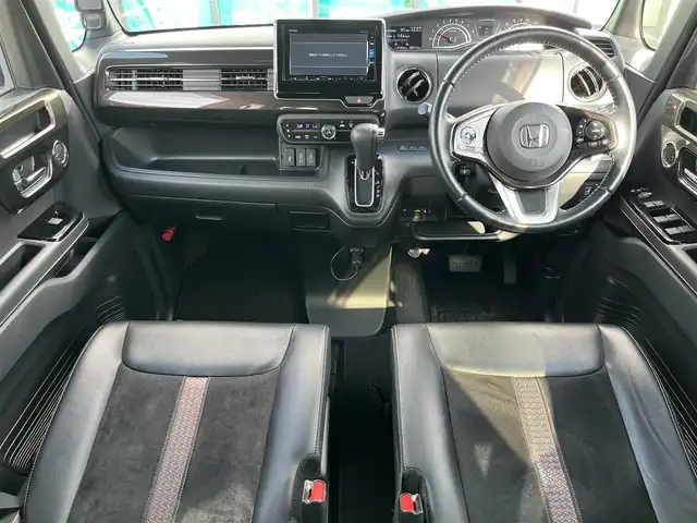 ホンダ Ｎ ＢＯＸ カスタム G EX ターボ ホンダセンシング 奈良県 2018(平30)年 4.1万km プラチナホワイトパール 純正メモリナビ　[VXM-185VFi]/バックカメラ　/フルセグＴＶ　/両側パワースライドドア　/純正１４インチＡＷ　/前後ドライブレコーダー　/衝突被害軽減システム　/パドルシフト　/車線逸脱警報　/ハーフレザーシート /レーンキープアシスト
