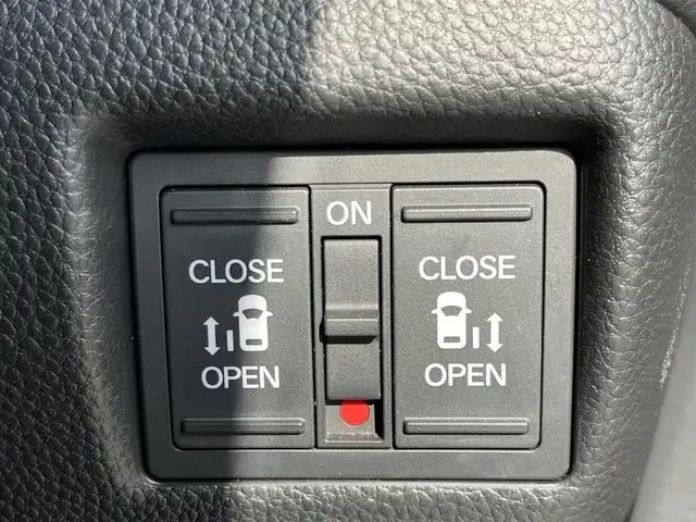 ホンダ Ｎ ＢＯＸ カスタム G EX ターボ ホンダセンシング 奈良県 2018(平30)年 4.1万km プラチナホワイトパール 純正メモリナビ　[VXM-185VFi]/バックカメラ　/フルセグＴＶ　/両側パワースライドドア　/純正１４インチＡＷ　/前後ドライブレコーダー　/衝突被害軽減システム　/パドルシフト　/車線逸脱警報　/ハーフレザーシート /レーンキープアシスト