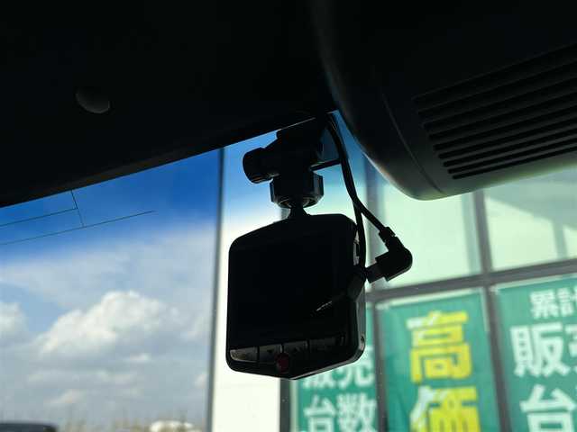 ホンダ Ｎ ＢＯＸ カスタム G EX ターボ ホンダセンシング 広島県 2018(平30)年 4.1万km プラチナホワイトパール 純正メモリナビ　[VXM-185VFi]/バックカメラ　/フルセグＴＶ　/両側パワースライドドア　/前後ドライブレコーダー　/衝突被害軽減システム　/パドルシフト　/車線逸脱警報　/ハーフレザーシート /レーンキープアシスト/ETC/LEDヘッドライト/フォグランプ/ドアバイザー/純正１５インチAW