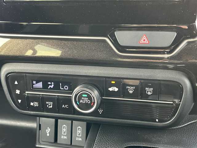 ホンダ Ｎ ＢＯＸ カスタム G EX ターボ ホンダセンシング 広島県 2018(平30)年 4.1万km プラチナホワイトパール 純正メモリナビ　[VXM-185VFi]/バックカメラ　/フルセグＴＶ　/両側パワースライドドア　/前後ドライブレコーダー　/衝突被害軽減システム　/パドルシフト　/車線逸脱警報　/ハーフレザーシート /レーンキープアシスト/ETC/LEDヘッドライト/フォグランプ/ドアバイザー/純正１５インチAW