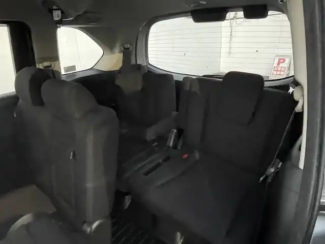 ホンダ フリード ハイブリット ジャストセレクション 千葉県 2015(平27)年 10.2万km スーパープラチナメタリック (株)IDOMが運営する【じしゃロン八千代店】の自社ローン専用車両になります。/こちらは現金またはオートローンご利用時の価格です。自社ローンご希望の方は別途その旨お申付け下さい/両側パワースライドドア/ビルトインETC/Bluetoothオーディオ対応ナビ