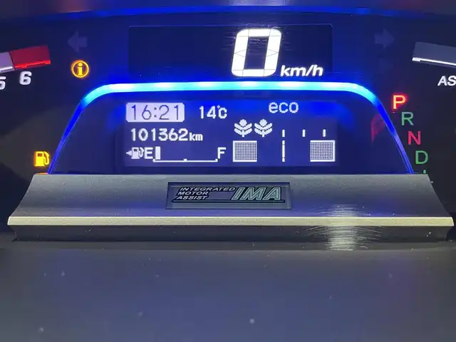 ホンダ フリード ハイブリット ジャストセレクション 千葉県 2015(平27)年 10.2万km スーパープラチナメタリック (株)IDOMが運営する【じしゃロン八千代店】の自社ローン専用車両になります。/こちらは現金またはオートローンご利用時の価格です。自社ローンご希望の方は別途その旨お申付け下さい/両側パワースライドドア/ビルトインETC/Bluetoothオーディオ対応ナビ