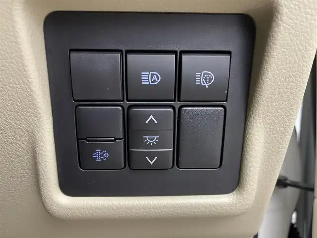 トヨタ ランドクルーザー プラド TX Lパッケージ マットブラED 宮城県 2023(令5)年 5万km ホワイトパールクリスタルシャイン サンルーフ/純正９型ナビ/ベージュ革シート/アダプティブクルーズ/クリアランスソナー/セーフティセンス/バックモニター/ＥＴＣ/シートヒーター/ベンチレーション/センターデフロック/ダウンヒルアシスト/後席電動格納/運転席/助手席パワーシート/専用18インチAW/ルーフレール/禁煙車