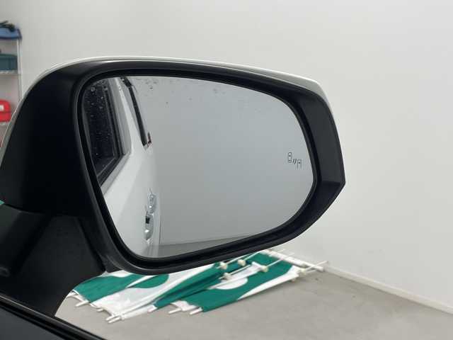 トヨタ アルファード S Cパッケージ 埼玉県 2018(平30)年 5.8万km ホワイトパールクリスタルシャイン サンルーフ/JBLプレミアムサウンド/純正フリップダウンモニター/純正メモリナビ/CD/DVD/Bluetooth/フルセグ/全方位カメラ/デジタルインナーミラー/ドライブレコーダー/ビルトインETC2.0/トヨタセーフティセンス/ブラインドスポットモニター/電子パーキングシステム/ブレーキホールド/両側パワースライドドア/パワーバックドア/ステアリングヒーター/レザーシート/パワーシート/シートヒーター/エアシート/純正１６インチアルミホイール/純正フロアマット/オットマン/プッシュスタート/スマートキー