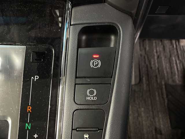 トヨタ アルファード S Cパッケージ 埼玉県 2018(平30)年 5.8万km ホワイトパールクリスタルシャイン サンルーフ/JBLプレミアムサウンド/純正フリップダウンモニター/純正メモリナビ/CD/DVD/Bluetooth/フルセグ/全方位カメラ/デジタルインナーミラー/ドライブレコーダー/ビルトインETC2.0/トヨタセーフティセンス/ブラインドスポットモニター/電子パーキングシステム/ブレーキホールド/両側パワースライドドア/パワーバックドア/ステアリングヒーター/レザーシート/パワーシート/シートヒーター/エアシート/純正１６インチアルミホイール/純正フロアマット/オットマン/プッシュスタート/スマートキー